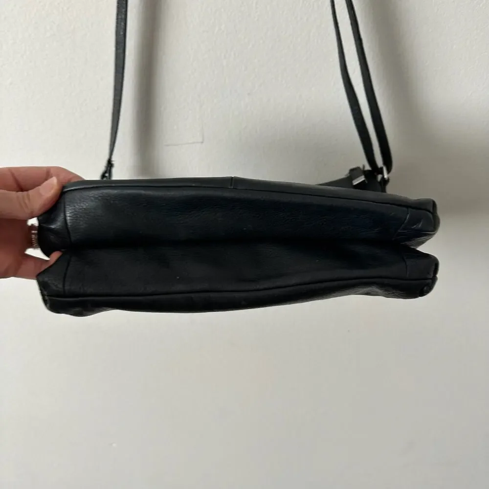 Margo New York Leather Simple Crossbody Black - Picture 2 of 5